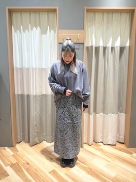 「Samansa Mos2 blue」｜「アイテム（スウェット）」を使った、るぴさん（レディース・155cm）の秋コーディネート