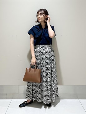 「ビットローファー」｜「アイテム（トートバッグ）」を使った、ayaさん（レディース・162cm）の夏コーディネート