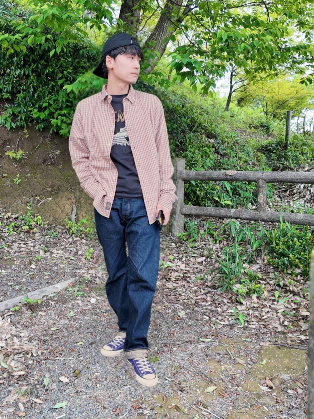 「メンズファッション、休日コーデ、今日のコーデ、バンドT、pavement、デニム、キャップ、チェックシャツ、ペンドルトン、西海岸、L.A、古着、古着MIX」｜「PENDLETONのチェックシャツ / size L　それほど古くない 00年代（シャツ/ブラウス、ベージュ系）」を使った、九条∞(くじょうえいと)さん（メンズ・168cm）の春コーディネートの1枚目の写真
