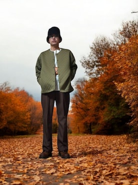 「お洒落さんとつながりたい」｜「アイテム（財布/小物）」を使った、九条∞(くじょうえいと)さん（メンズ・168cm）の秋コーディネート