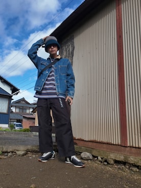 「アイテム（デニムジャケット）」を使った、九条∞(くじょうえいと)さん（メンズ・168cm・30代）の秋コーディネート