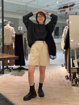 カプリシュレマージュ アシメショートパンツ ショートパンツ ブラック CAPRICIEUX LE'MAGE（カプリシューレマージュ）の「アシメ