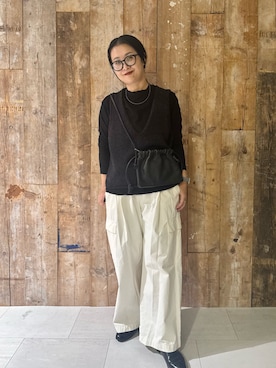 「かぐれ（カグレ）のユーティリティーイージーパンツ（その他パンツ）」を使った、クボさん（レディース・161cm）の秋コーディネート