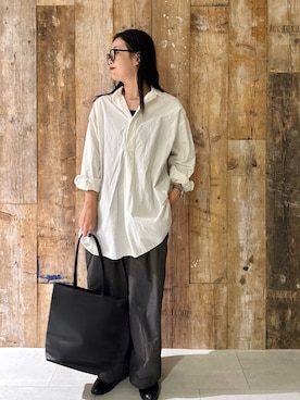 「秋のシャツ着こなし術」｜クボさん（レディース・161cm）の秋コーディネート