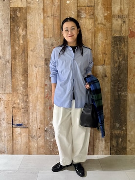 「アイテム（マフラー）」を使った、クボさん（レディース・161cm）の秋コーディネート