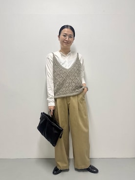 「かぐれ（カグレ）のヘンリーネックコットンカットソー（Tシャツ/カットソー、ホワイト系）」を使った、クボさん（レディース・161cm）の秋コーディネート