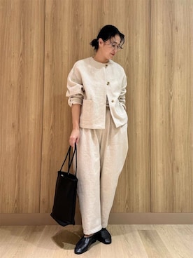 「かぐれ（カグレ）のリネンコットンサルエルパンツ（その他パンツ）」を使った、クボさん（レディース・161cm）の冬コーディネート