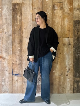 「アイテム（テーラードジャケット）」を使った、クボさん（レディース・161cm）の秋コーディネート