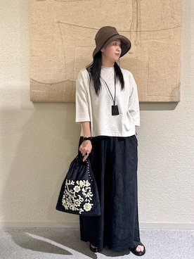 「かぐれ（カグレ）のアイテム（Tシャツ/カットソー、ホワイト系）」を使った、クボさん（レディース・161cm）の春コーディネート