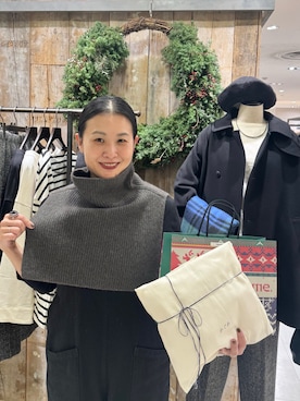 「アイテム（ストール/ショール）」を使った、クボさん（レディース・161cm）の秋コーディネート