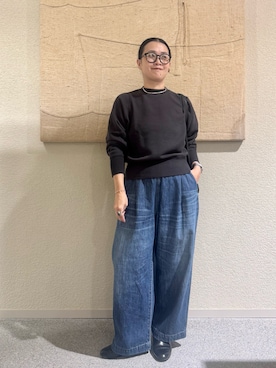 「かぐれ（カグレ）のエイジドデニムイージーパンツ（デニムパンツ、ブルー系）」を使った、クボさん（レディース・161cm）の秋コーディネート