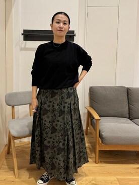 「アイテム（イヤーカフ）」を使った、クボさん（レディース・161cm）の秋コーディネート