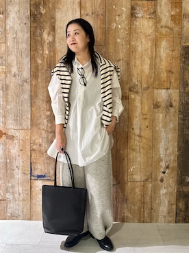 「アイテム（シャツ/ブラウス）」を使った、クボさん（レディース・161cm）の秋コーディネート