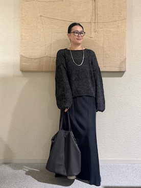 「かぐれ（カグレ）の『2サイズ展開』キュプラバイアススカート（スカート、ブラック系）」を使った、クボさん（レディース・161cm）の秋コーディネート