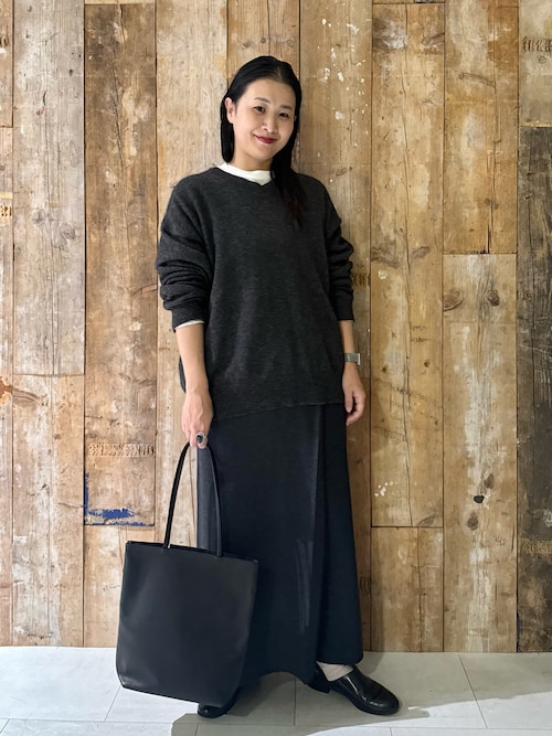 ヤクウールVネックニット（ニット/セーター）｜かぐれ（カグレ）の