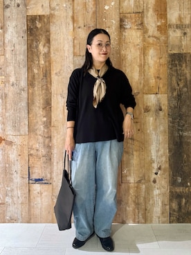 「アイテム（バンダナ/スカーフ）」を使った、クボさん（レディース・161cm）の秋コーディネート