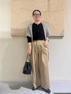 「かぐれ（カグレ）のペルータッセルストール（ストール/ショール、グレー系）」を使った、クボさん（レディース・161cm）の秋コーディネート