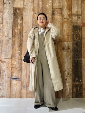 「かぐれ（カグレ）のリネンバッククロスサロペット（サロペット/オーバーオール、グレー系）」を使った、クボさん（レディース・161cm）の春コーディネート