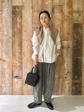 「アイテム（バンダナ/スカーフ）」を使った、クボさん（レディース・161cm）の秋コーディネート