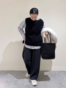 「アイテム（ステンカラーコート、ホワイト系）」を使った、クボさん（レディース・161cm）の冬コーディネート