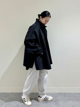 ウールスタンドショートコートを使った人気ファッションコーディネート