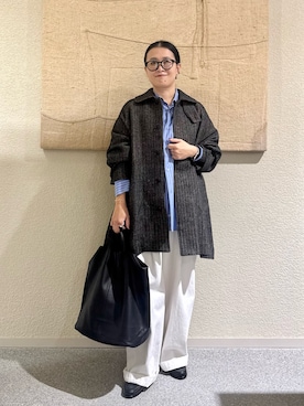 「かぐれ（カグレ）のコットンストライプレギュラーシャツ（シャツ/ブラウス、ブルー系）」を使った、クボさん（レディース・161cm）の秋コーディネート