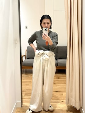 「出勤コーデ」｜「アイテム（アクセサリー）」を使った、クボさん（レディース・161cm）の春コーディネート