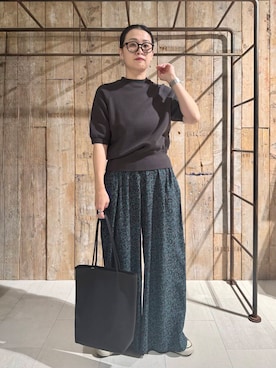 「初夏のお出掛けコーデ」｜「アイテム（スウェット）」を使った、クボさん（レディース・161cm）の春コーディネート