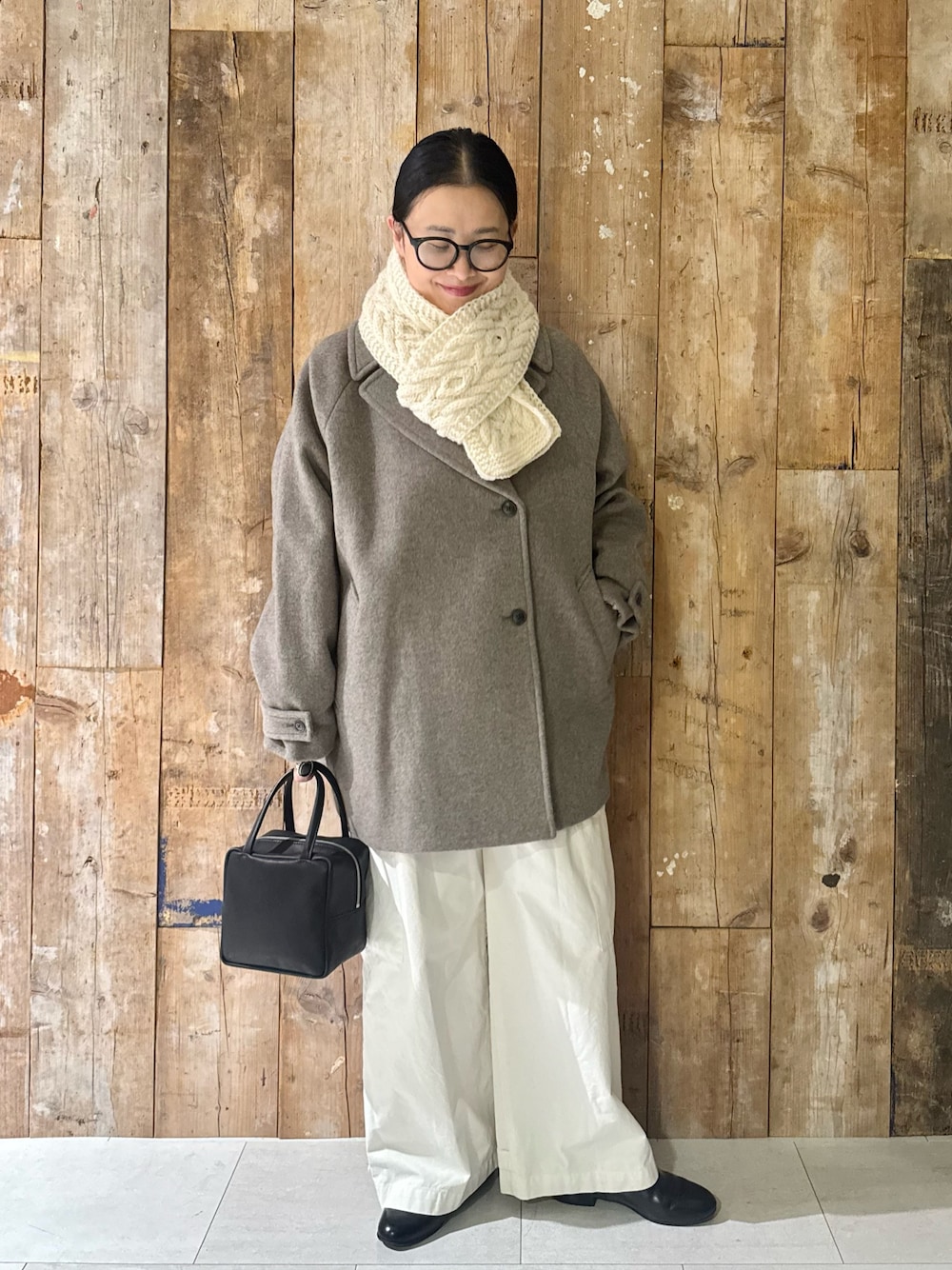 ペルーアランマフラーを使った人気ファッションコーディネート - WEAR