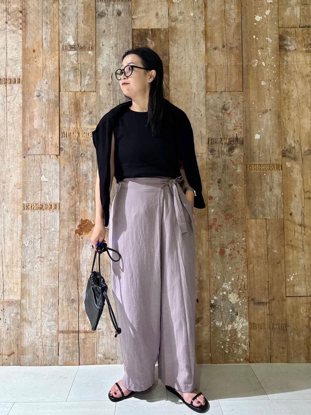 コットンリネンラップパンツを使った人気ファッションコーディネート