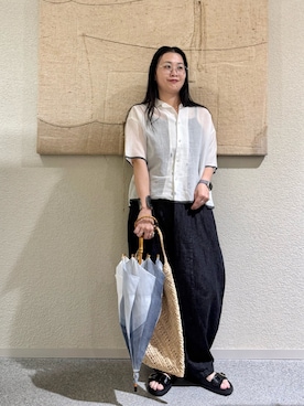「かぐれ（カグレ）の綿麻デニムボリュームパンツ（デニムパンツ、ブルー系）」を使った、クボさん（レディース・161cm）の春コーディネート