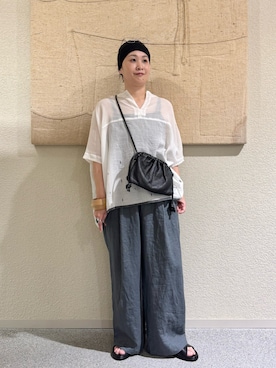 「かぐれ（カグレ）のリネンストレートイージーパンツ（その他パンツ、ブルー系）」を使った、クボさん（レディース・161cm）の春コーディネート