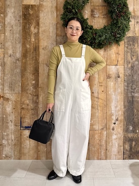 「アイテム（サロペット/オーバーオール）」を使った、クボさん（レディース・161cm）の秋コーディネート