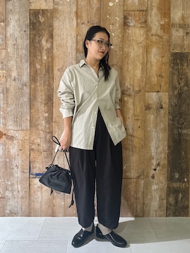「秋のシャツ着こなし術」｜クボさん（レディース・161cm）の秋コーディネート