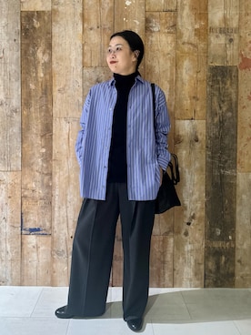 「アイテム（トートバッグ）」を使った、クボさん（レディース・161cm）の秋コーディネート