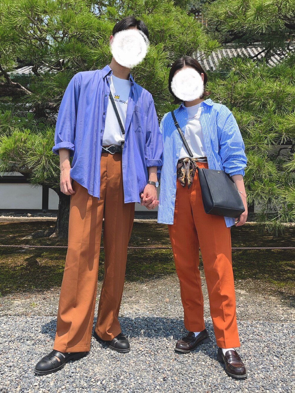 「シャツスタイル、初夏コーデ、サックスブルー、グルカサンダル、カラーパンツ、オレンジ、スカーフ、ユニクロ、カップルコーデ、シミラールック、スラックス、キレイめ、ストライプシャツ、プチプラコーデ」｜「WEGOのアイテム（シャツ/ブラウス、ブルー系）」を使った、ぺいこさん（メンズ・174cm）の夏コーディネートの1枚目の写真
