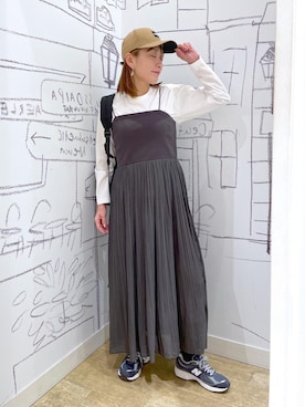 「プリーツ」｜「アイテム（帽子）」を使った、axiagさん（レディース・159cm）の冬コーディネート