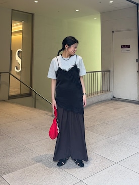 「SENSE OF PLACE by URBAN RESEARCH(センスオブプレイスバイアーバンリサーチ)のアシメヘムレースキャミソール(キャミソール、ブラック系)」を使った、hanaさん(レディース・154cm)の夏コーディネート