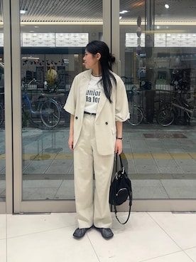 「綺麗めコーデ」｜「アイテム（スラックス）」を使った、hanaさん（レディース・151cm）の春コーディネート