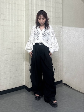 「PAGEBOY（ページボーイ）のZIPタックカーゴパンツ【裾ドローコード付き】（カーゴパンツ、ブラック系）」を使った、fokanon0622さん（レディース・157cm）の夏コーディネート