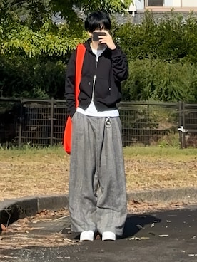 「アイテム（イヤリング）」を使った、mor…さん（メンズ・168cm）の秋コーディネート