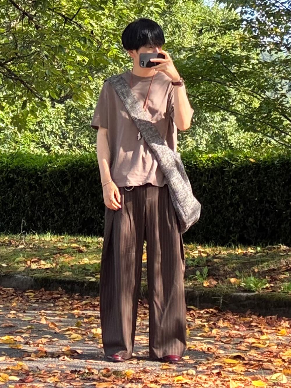 【美品】LIDNMリドムTWEED LARGE NEWSPAPER BAG LIDNM（リドム）の「TWEED LARGE NEWSPAPER BAG（ショルダー