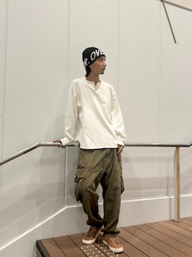 「リバーシブル」｜「アイテム（カーゴパンツ）」を使った、おたけさん（メンズ・180cm）の秋コーディネート