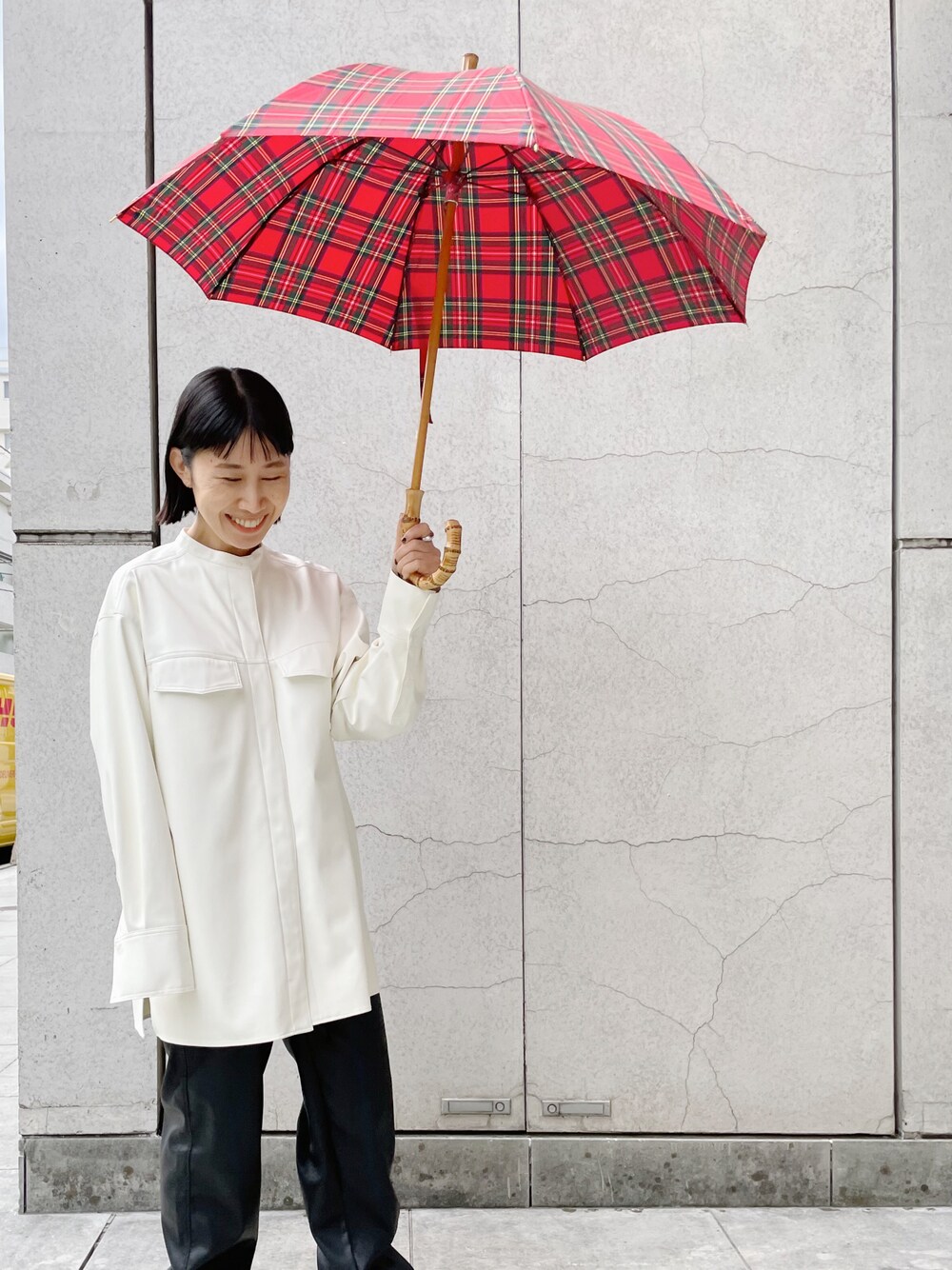 yumiii｜Traditional Weatherwearの長傘を使ったコーディネート - WEAR 