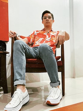 「TOPMAN（トップマン）のアイテム（パンツ）」を使った、Martin Bravoさん（メンズ・175cm）の秋コーディネート
