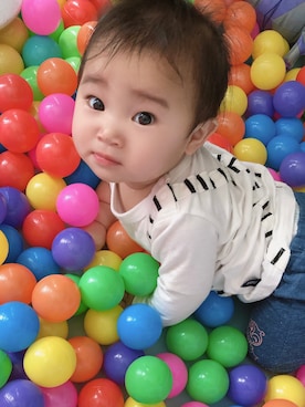 「POLO RALPH LAUREN（ポロ ラルフ ローレン）のアイテム（Tシャツ/カットソー、ホワイト系）」を使った、yuchan (相互フォロー)さん（キッズ・100cm）の秋コーディネート