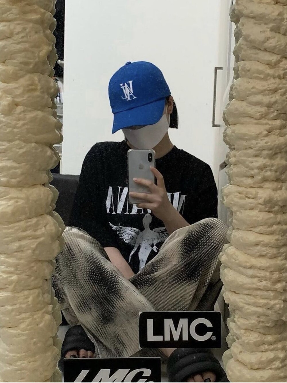 「シンプル、キャップ、おしゃれさんと繋がりたい、低身長コーデ、韓国ファッション、ブルー」｜「WOOALONGのアイテム（キャップ、ブルー系）」を使った、芋の助さん（レディース・153cm）の秋コーディネートの1枚目の写真
