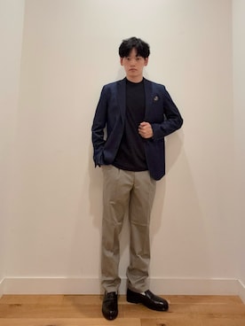 「アイテム（スーツジャケット）」を使った、野村さん（メンズ・172cm）の秋コーディネート