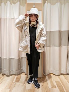「リバーシブル」｜「アイテム（ノーカラージャケット）」を使った、しばちゃんさん（レディース・156cm）の秋コーディネート