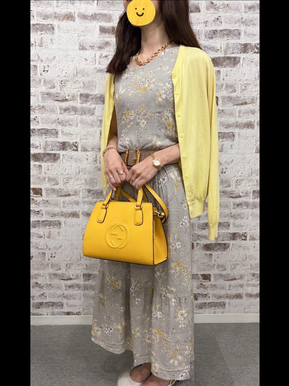 「トータルコーデ」｜「GUCCIのアイテム（ショルダーバッグ、イエロー系）」を使った、酒井美那さん（レディース・161cm）の夏コーディネートの1枚目の写真